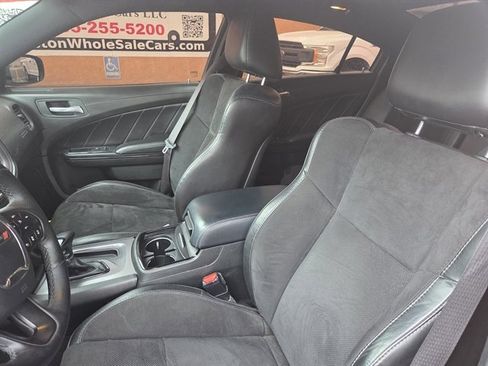 Used 2023 Dodge Charger R/T w/ Plus Group RWD image 8