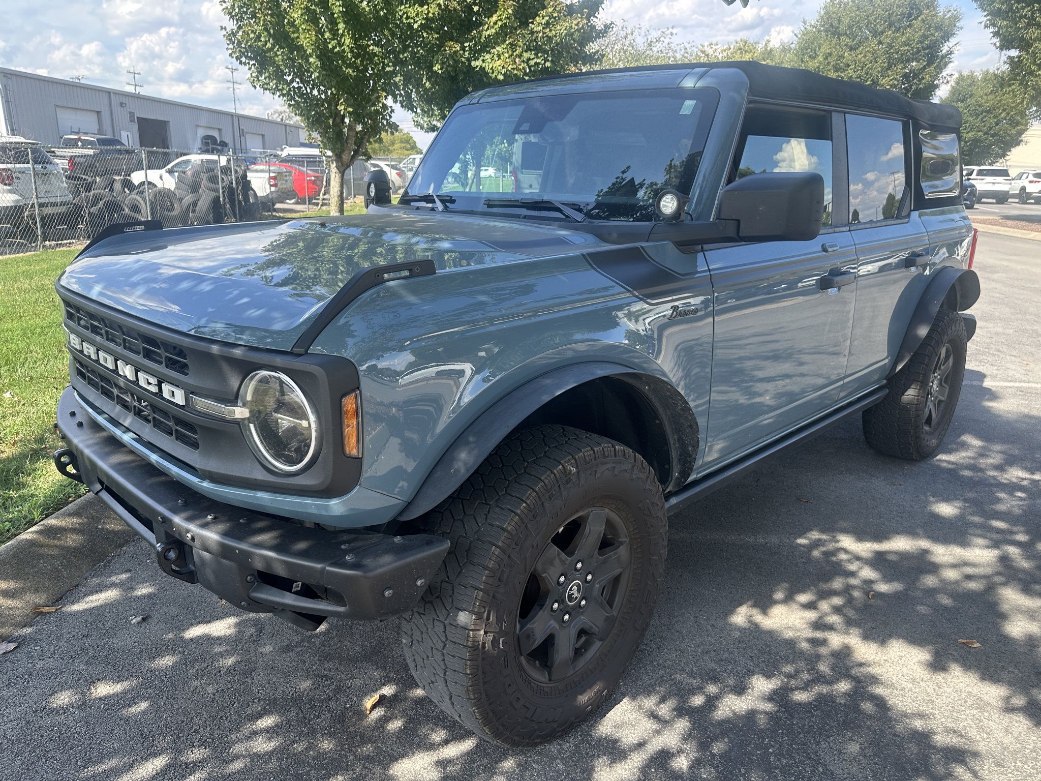 Used 2022 Ford Bronco Black Diamond AWD/4WD image 7