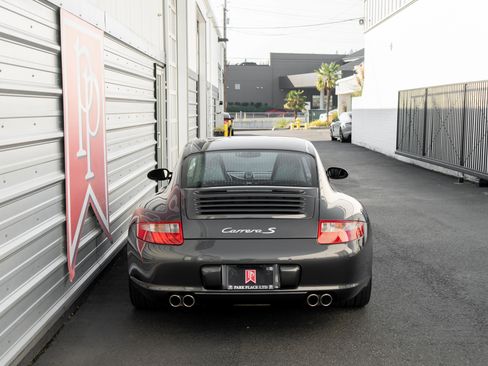 Used 2006 Porsche 911 Carrera S RWD image 41