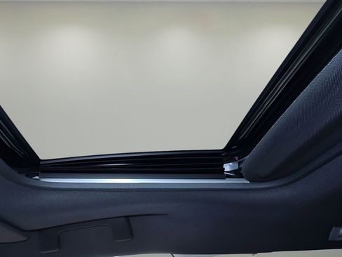 Certified 2022 Toyota Sienna Limited image 27