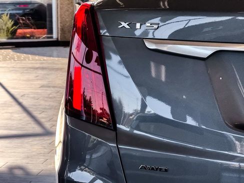 Used 2022 Cadillac XT5 Premium Luxury image 19