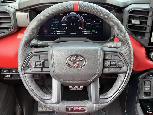 Used 2025 Toyota Tundra TRD Pro AWD/4WD image 11