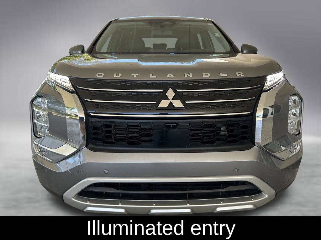 Used 2023 Mitsubishi Outlander SE FWD image 12