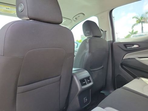 Used 2021 Chevrolet Equinox LT FWD image 10