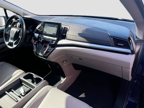 Used 2023 Honda Odyssey Touring image 32