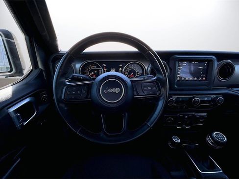 Certified 2021 Jeep Gladiator Sport image 11