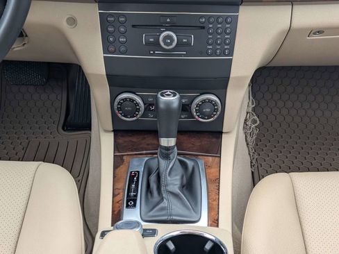 Used 2012 Mercedes-Benz GLK 350 2WD image 19