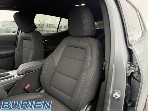 New 2026 Chevrolet Equinox EV LT image 11