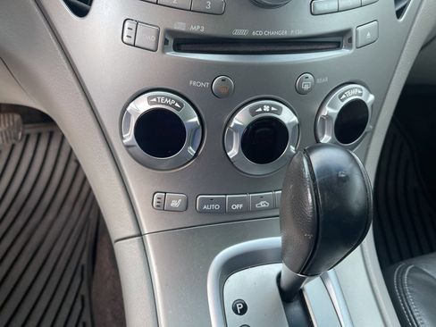 Used 2011 Subaru Tribeca Touring image 36