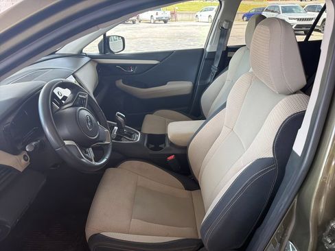 Used 2020 Subaru Outback Premium AWD/4WD image 9