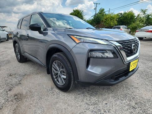 Used 2021 Nissan Rogue S image 1