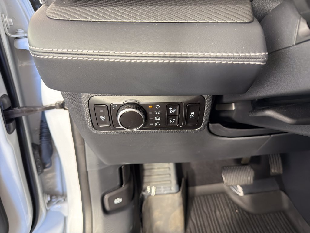 Used 2023 Ford Mustang Mach-E Premium AWD/4WD image 14