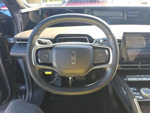 Used 2024 Lincoln Nautilus Premier w/ Equipment Group 102A image 8