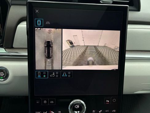 New 2026 GMC Terrain Denali w/ LPO, Black Badging Package image 3