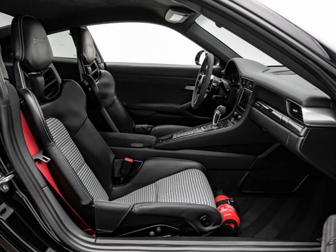 Used 2016 Porsche 911 GT3 RS RWD image 57