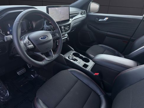 Used 2024 Ford Escape ST-Line w/ Tech Pack #1 FWD image 10