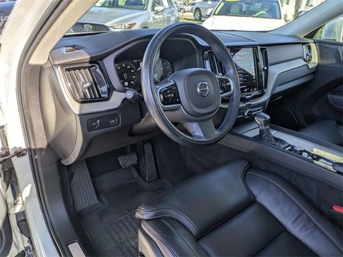 Used 2021 Volvo XC60 T5 Inscription w/ Advanced Package image 10