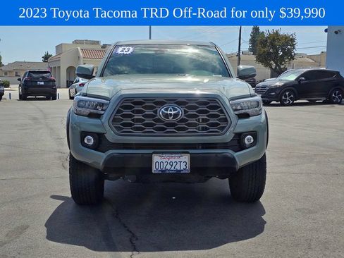 Used 2023 Toyota Tacoma TRD Off-Road w/ Black Out Package (TMS) AWD/4WD image 3