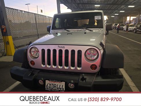 Used 2012 Jeep Wrangler Unlimited Sport image 2