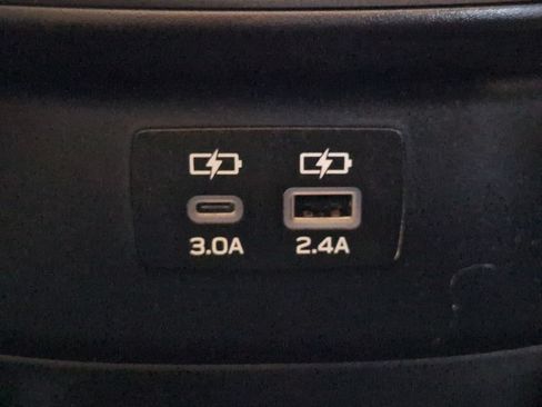 Certified 2025 Subaru Outback Premium AWD/4WD image 19