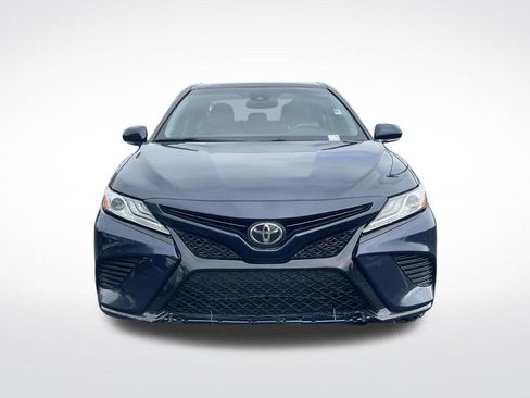 Used 2020 Toyota Camry XSE FWD image 2