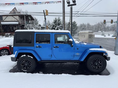 Used 2014 Jeep Wrangler Sport image 1