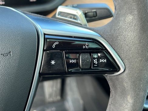 Certified 2023 Audi e-tron GT Premium Plus image 26