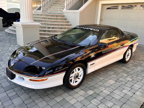 Used 1993 Chevrolet Camaro Z28 RWD image 28