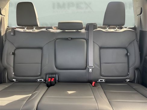 Used 2023 Chevrolet Silverado 1500 LTZ image 12