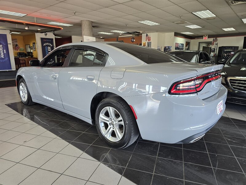 Used 2022 Dodge Charger SXT RWD image 7
