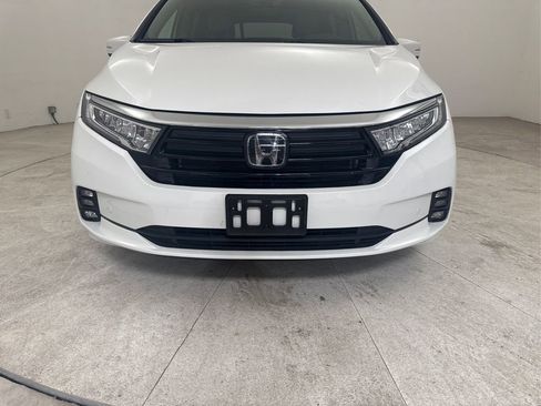 Used 2023 Honda Odyssey Elite image 14