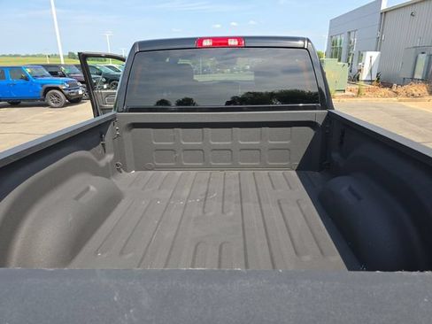 Used 2026 RAM 2500 Big Horn AWD/4WD image 13