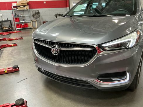 Used 2018 Buick Enclave Essence w/ Trailering Package FWD image 23