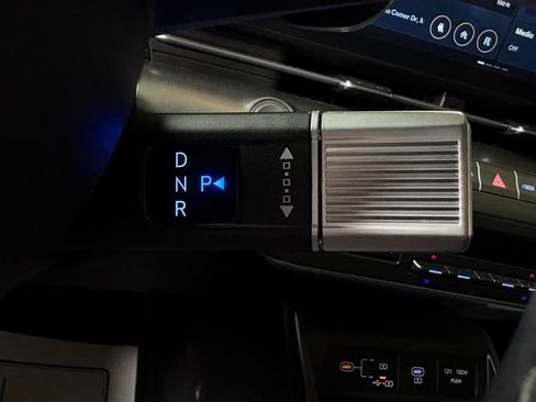 Used 2024 Hyundai Kona SEL image 32