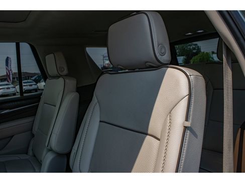 Used 2024 GMC Yukon Denali w/ Advanced Technology Package AWD/4WD image 22