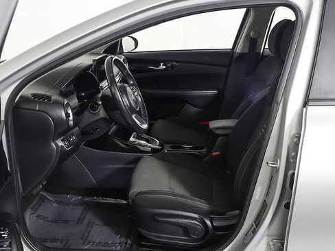 Used 2019 Kia Forte S image 20