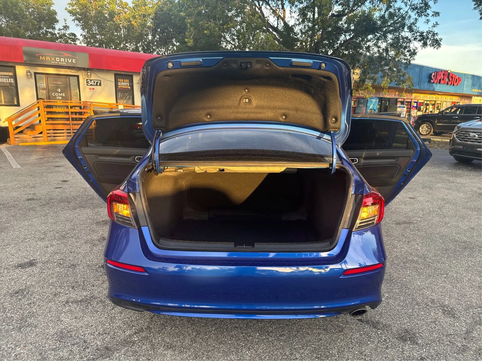 Used 2023 Honda Civic Sport image 13