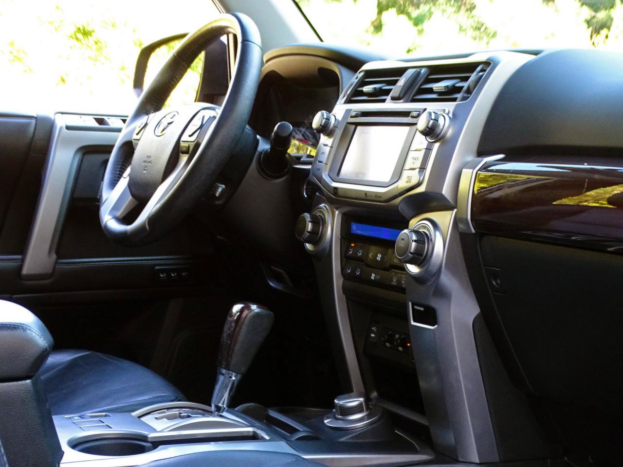 Used 2015 Toyota 4Runner Limited AWD/4WD image 41