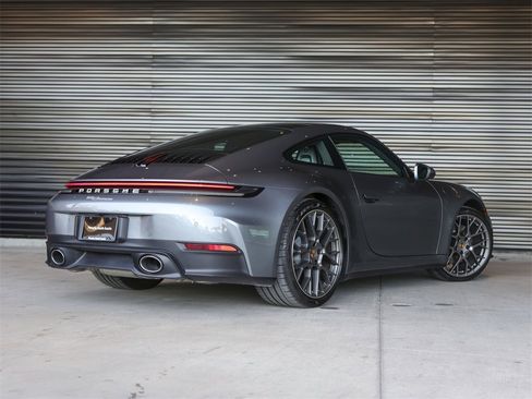 Certified 2025 Porsche 911 Carrera image 7