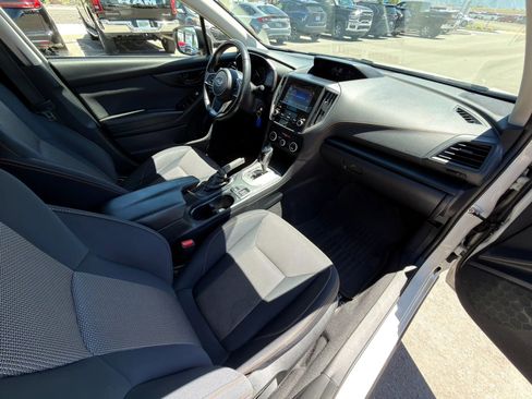 Used 2021 Subaru Crosstrek 2.0i Premium AWD/4WD image 5