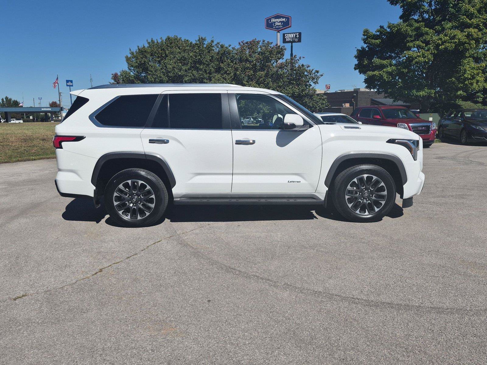 Used 2025 Toyota Sequoia Limited AWD/4WD image 6