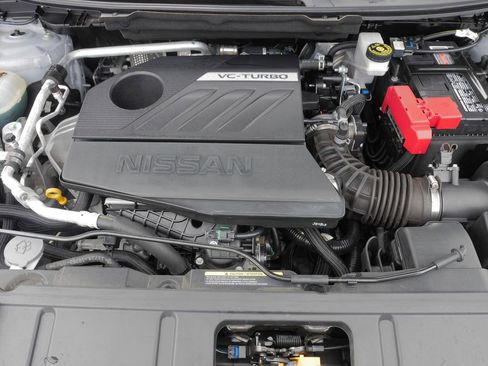 Used 2023 Nissan Rogue SL AWD/4WD image 35
