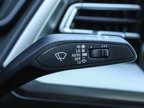 Used 2023 Audi Q4 e-tron Premium w/ Premium Plus RWD image 32