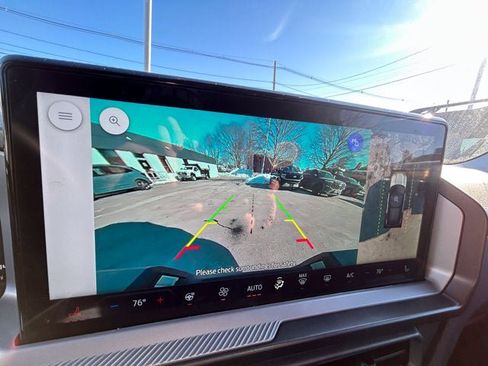 Used 2025 Ford Bronco Sport Badlands image 18