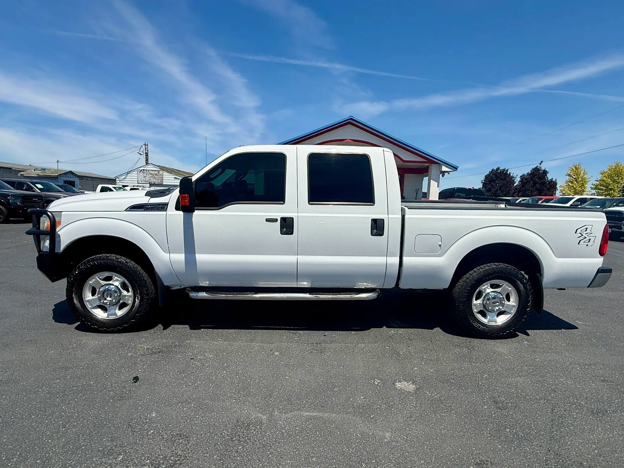 Used 2015 Ford F250 XLT w/ XLT Value Package AWD/4WD image 2