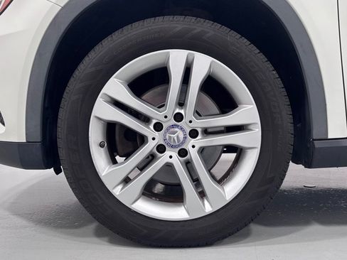 Used 2015 Mercedes-Benz GLA 250 4MATIC image 30