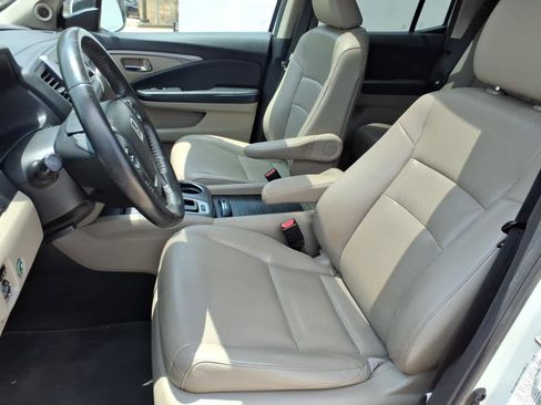 Used 2019 Honda Ridgeline RTL image 2