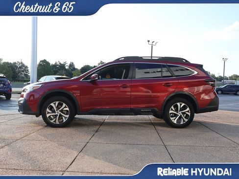 Used 2022 Subaru Outback Limited XT AWD/4WD image 3