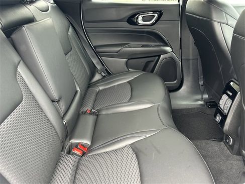 New 2026 Jeep Compass Latitude image 15