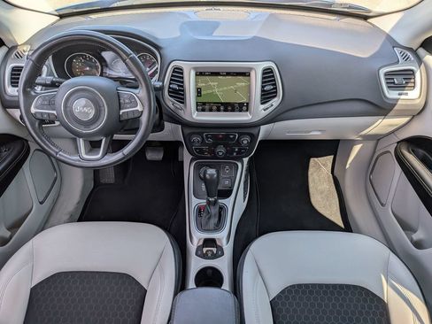 Used 2019 Jeep Compass Latitude w/ Popular Equipment Group AWD/4WD image 29